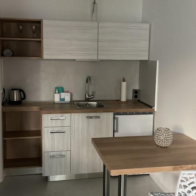 12608781-9d69-49ec-b93d-4d2700d2a02d