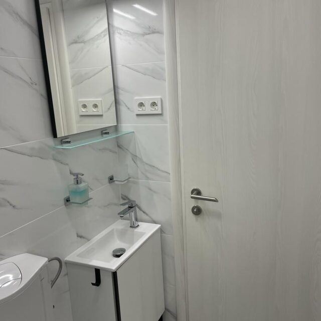 792a5799-0192-40fa-a664-951867118ab7