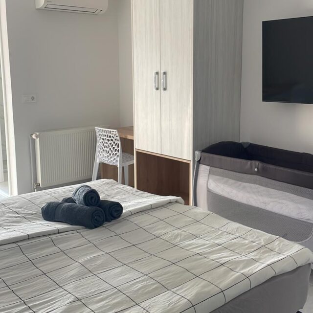 7a9921cc-681b-4925-bc9c-58dd7bb9991a