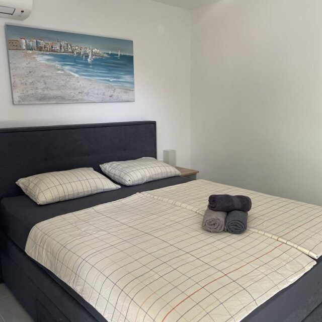 9a572d95-64ec-412e-8773-ffb8874aec27