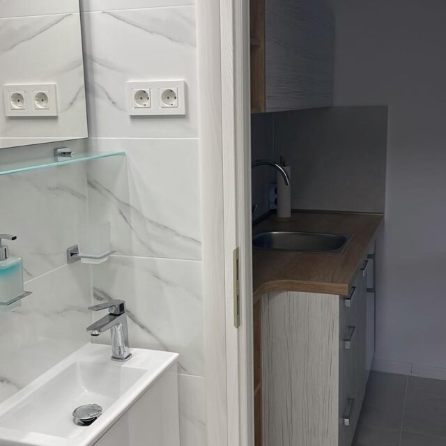 bd832fac-1c38-4182-b5bf-862351c80536